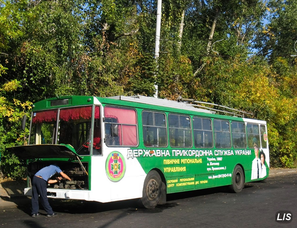 Ровно, Škoda 14Tr89/6 № 105