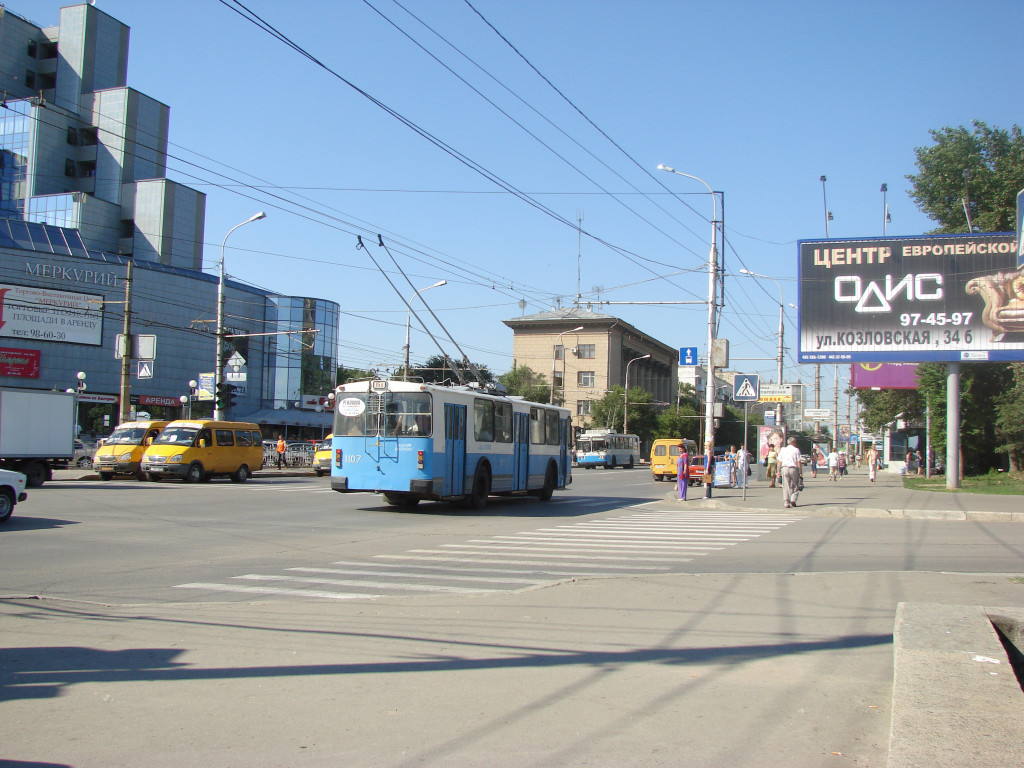 Волгоград, ЗиУ-682 (ВЗСМ) № 1107