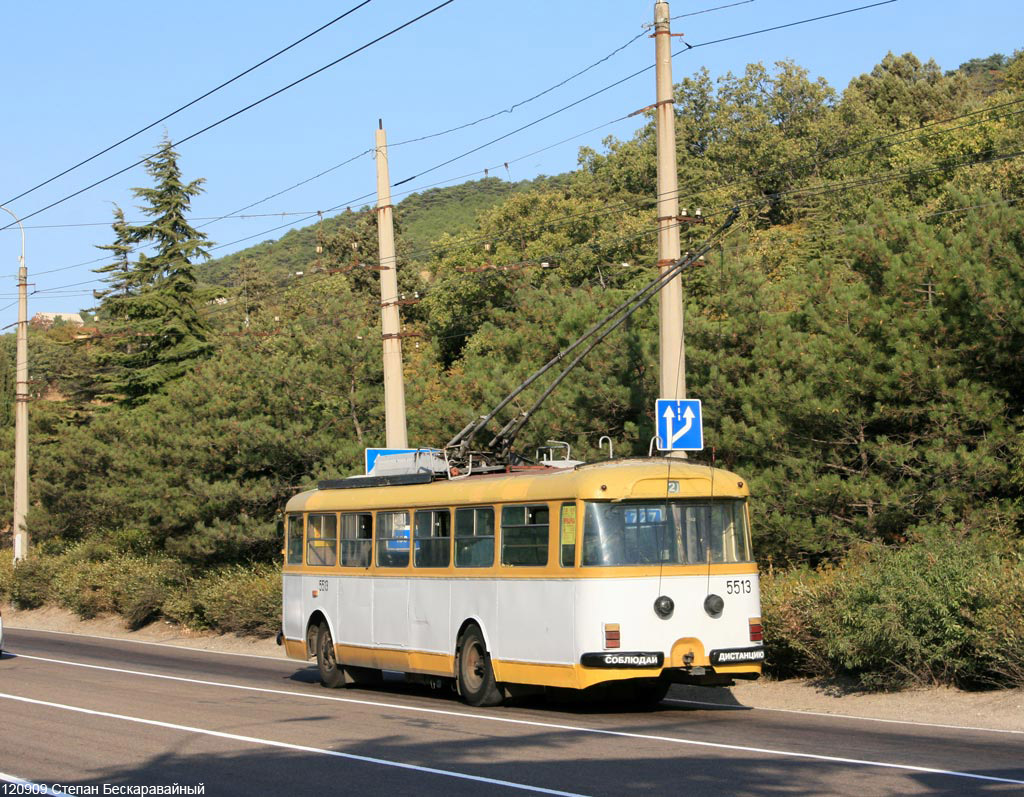 Крымский троллейбус, Škoda 9Tr19 № 5513