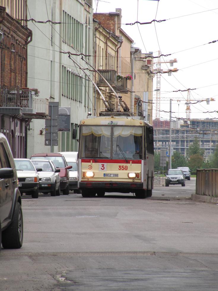 Каунас, Škoda 14Tr02 № 358