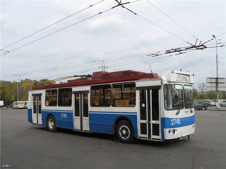 Москва, ЗиУ-682Г-016.02 (с широкой 1-й дверью) № 2745