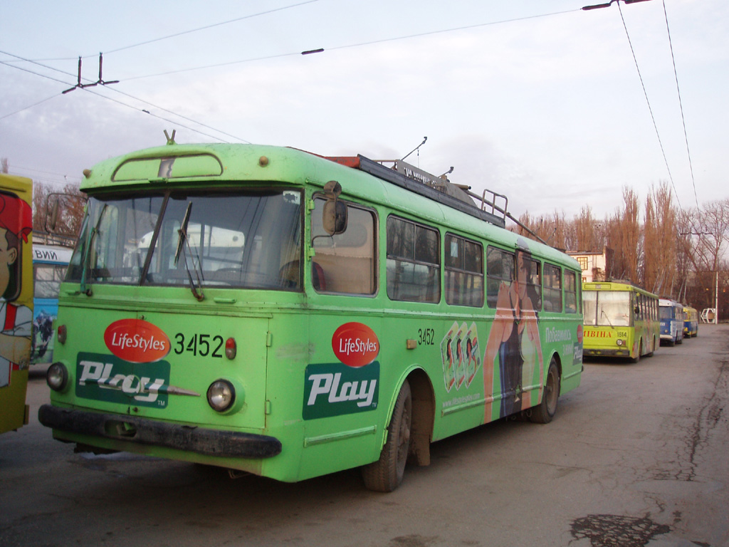 Крымский троллейбус, Škoda 9Tr18 № 3452