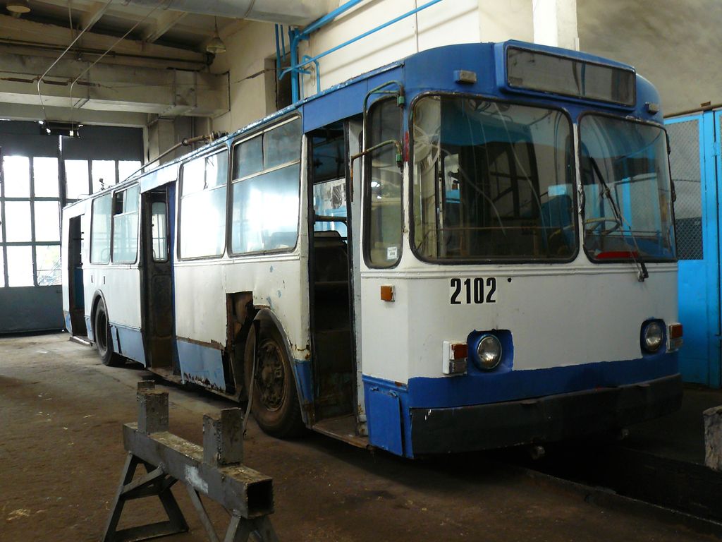 Днепр, ЗиУ-682Г [Г00] № 2102