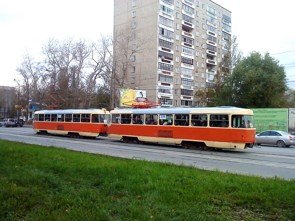 Екатеринбург, Tatra T3SU № 239
