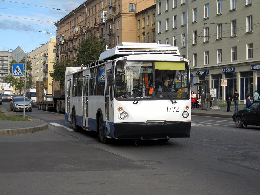 Petrohrad, VZTM-5284 č. 1792