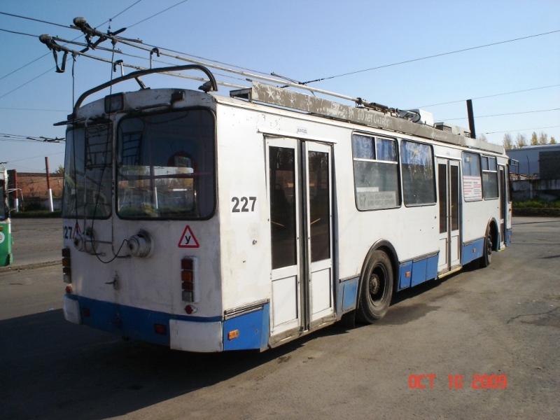 Омск, ЗиУ-682Г-016.02 № 227