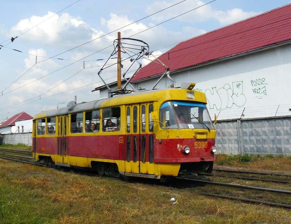 Kijev, Tatra T3SU — 5390