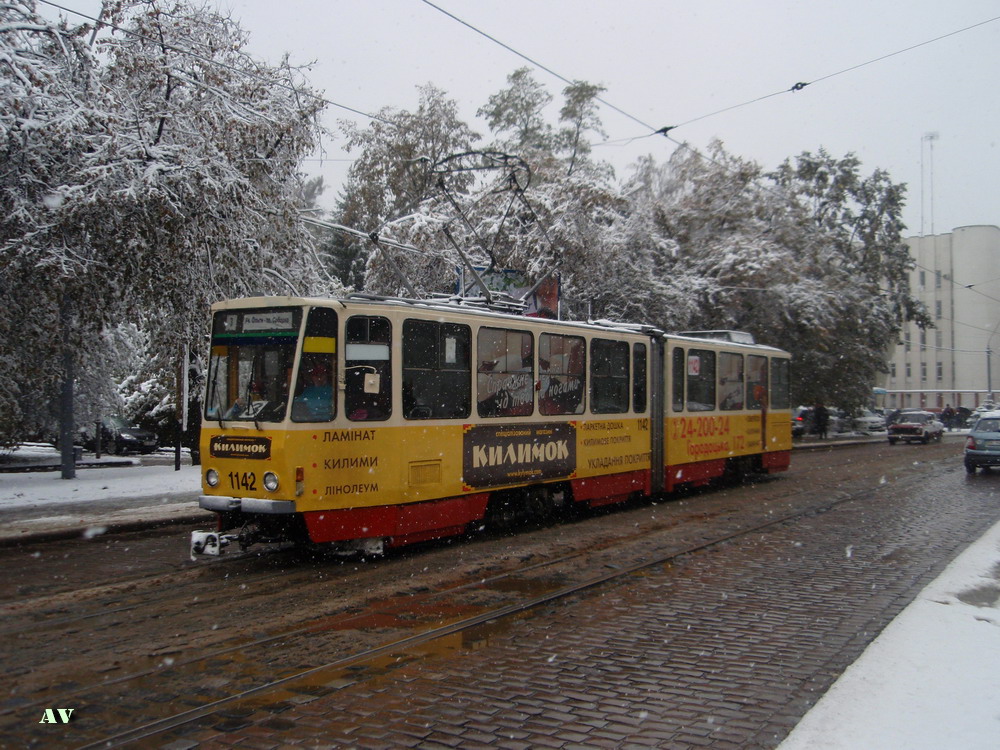 Львов, Tatra KT4SU № 1142