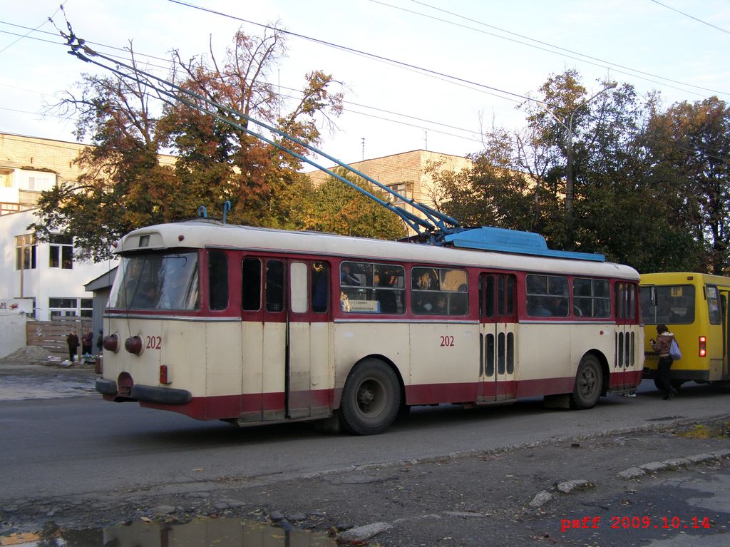 Черновцы, Škoda 9TrH25 № 202