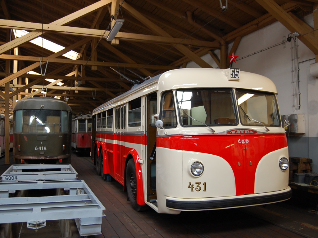 Прага, Tatra T400 III.B № 431; Прага, Tatra T3 № 6418