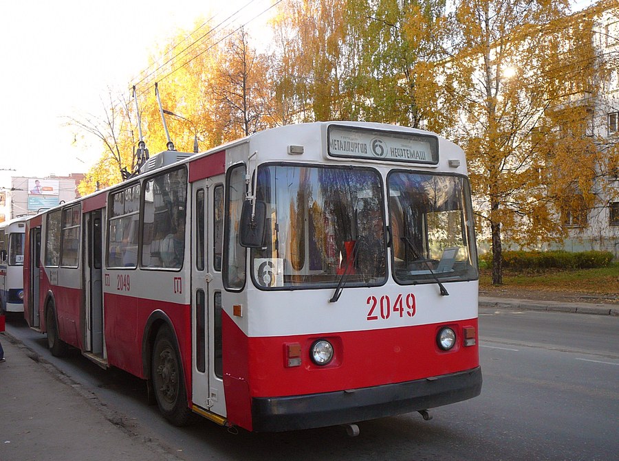Ischewsk, ZiU-682V Nr. 2049