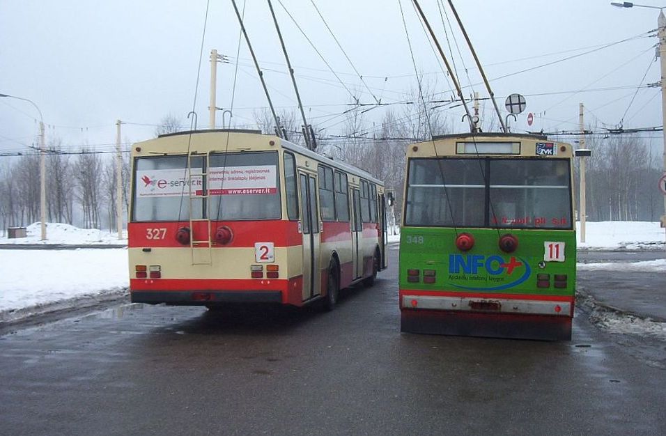 Каунас, Škoda 14Tr № 327; Каунас, Škoda 14Tr13/6 № 348