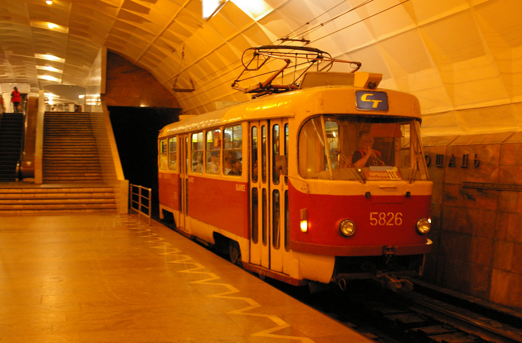 Волгоград, Tatra T3SU № 5826; Волгоград — Трамвайные линии: [5] Пятое депо — Скоростной трамвай