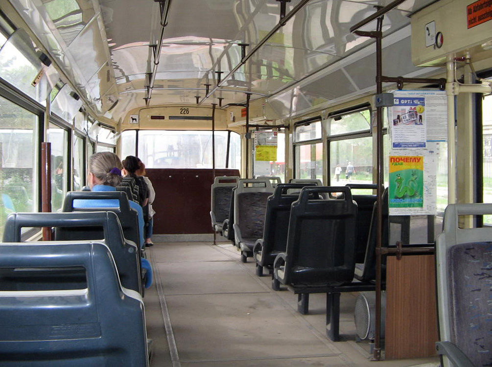 Almaty, Tatra T3DC2 Br. 1027