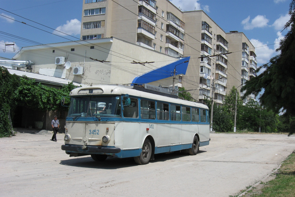 Крымский троллейбус, Škoda 9Tr18 № 3452
