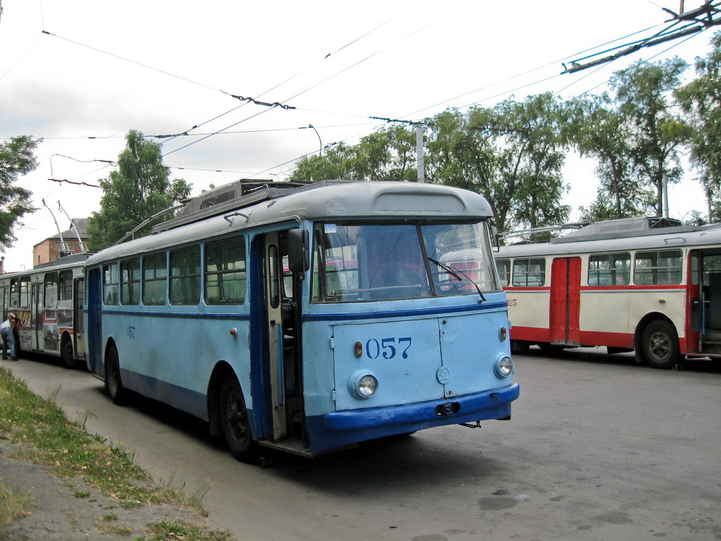 Ровно, Škoda 9Tr21 № 057