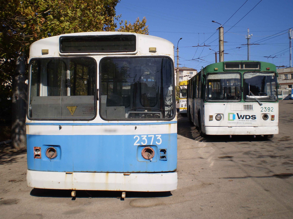 Szevasztopol, ZiU-682V-013 [V0V] — 2373; Szevasztopol, ZiU-682G [G00] — 2392