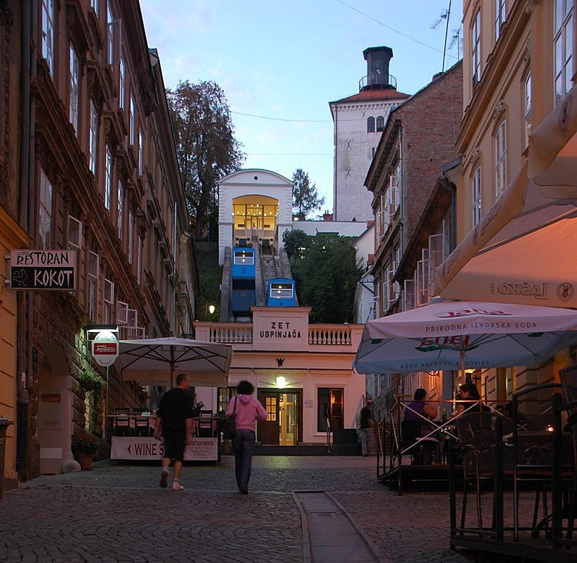 Загреб, Korneuburg № 2; Загреб — Фуникулёр