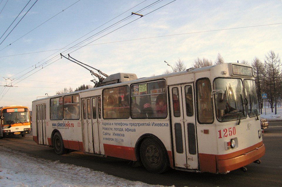 Ижевск, ЗиУ-682В [В00] № 1250
