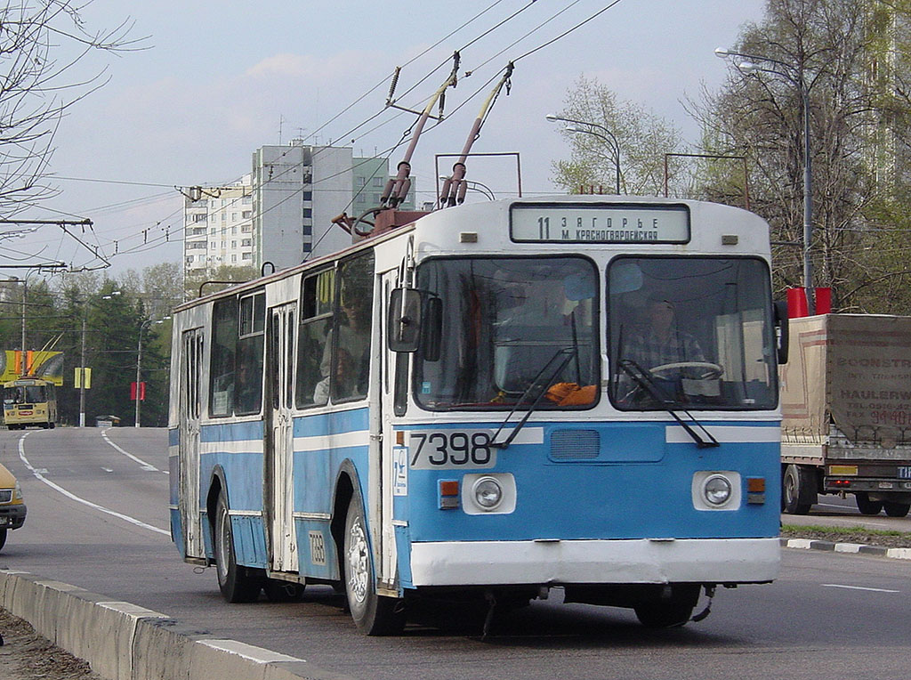 Moscova, ZiU-682G [G00] Nr. 7398