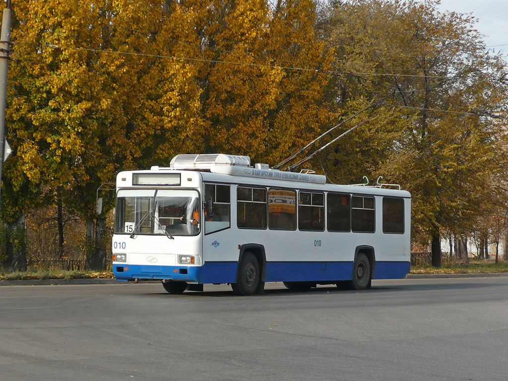 Novokujbyshevsk, BTZ-52761R # 010
