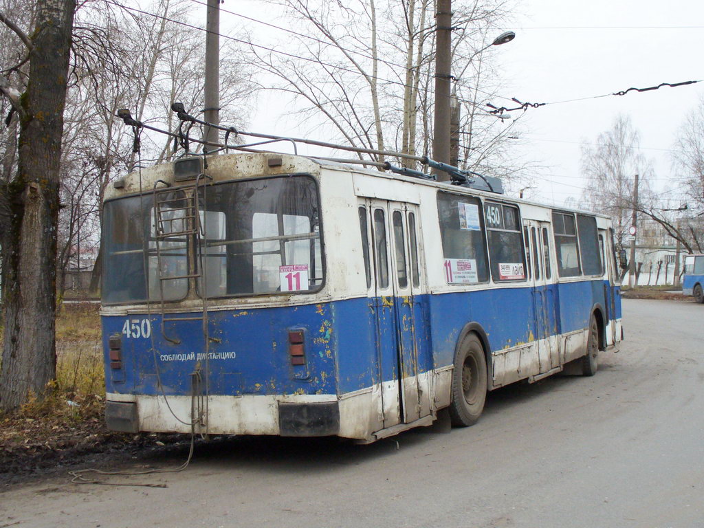 Киров, ЗиУ-682Г [Г00] № 450