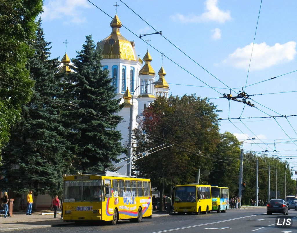 Ровно, Škoda 14Tr89/6 № 102