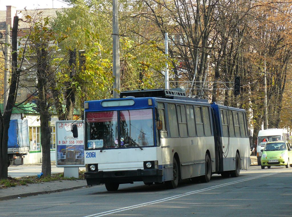 Днепр, ЮМЗ Т1 № 2061