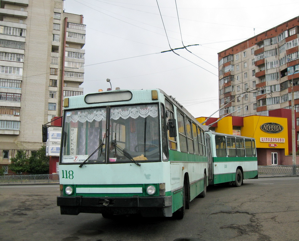 Ровно, ЮМЗ Т1 № 118