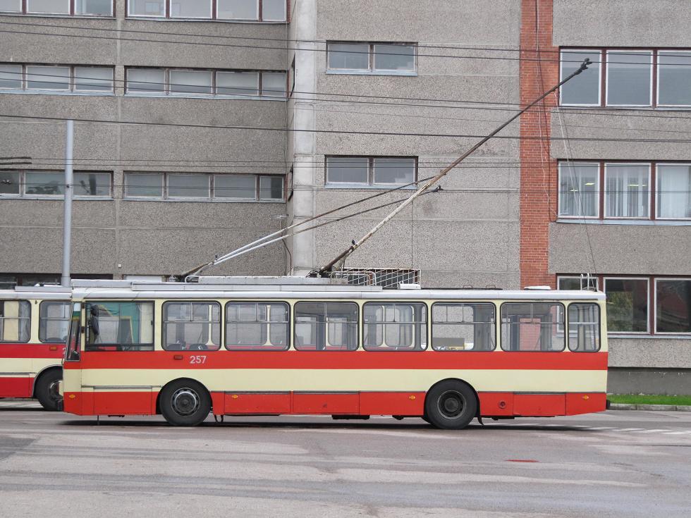 Каунас, Škoda 14Tr02 № 257