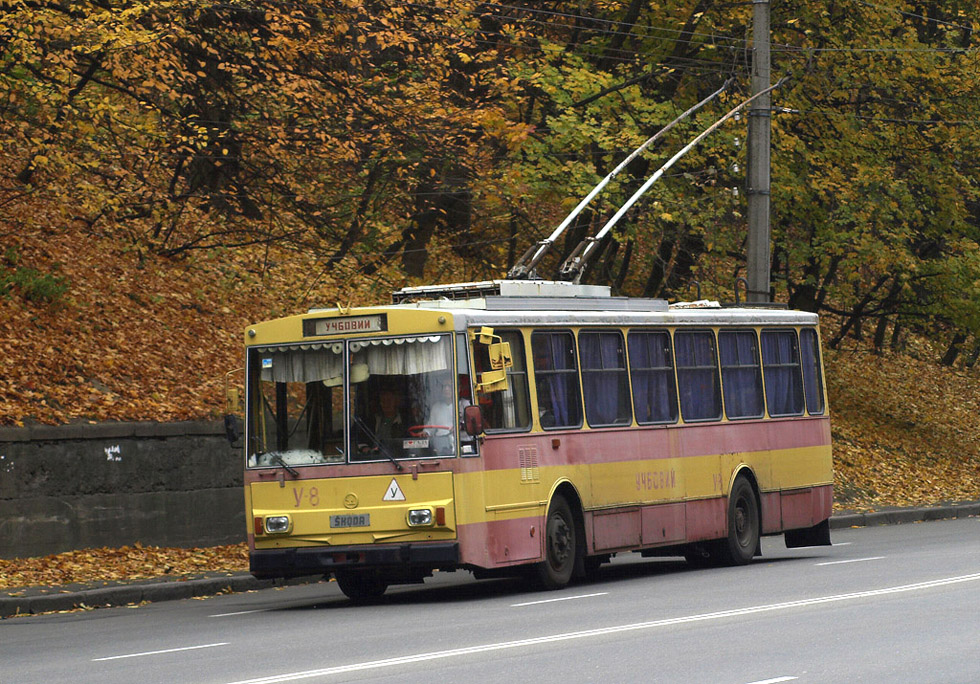 Киев, Škoda 14Tr02/6 № У-8