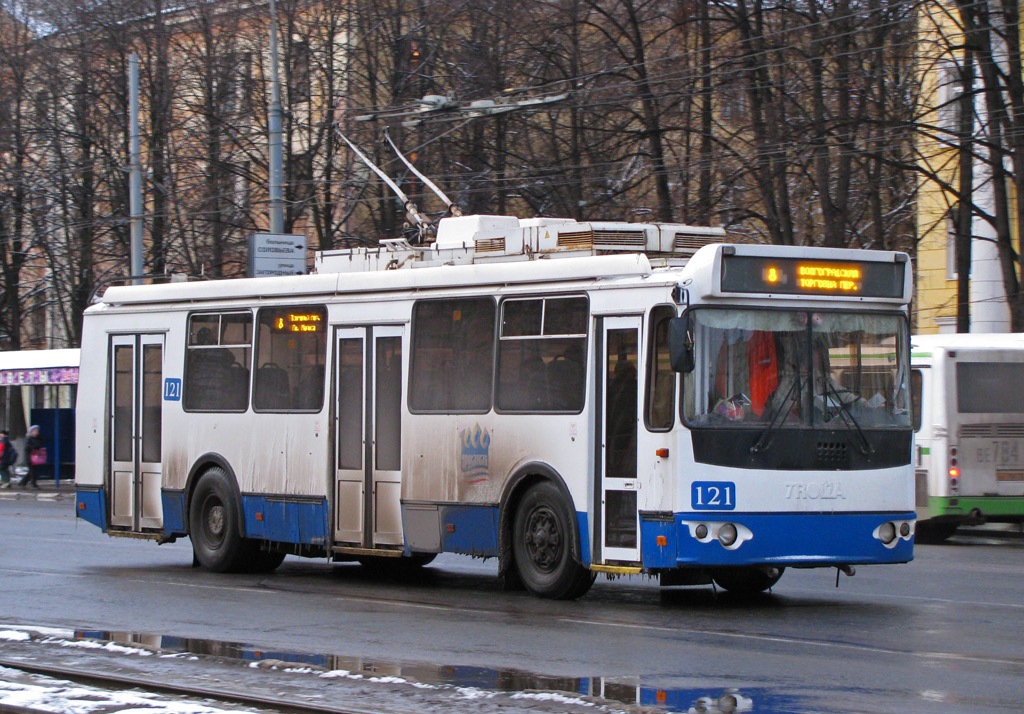 Iaroslavl, ZiU-682G-016.02 N°. 121