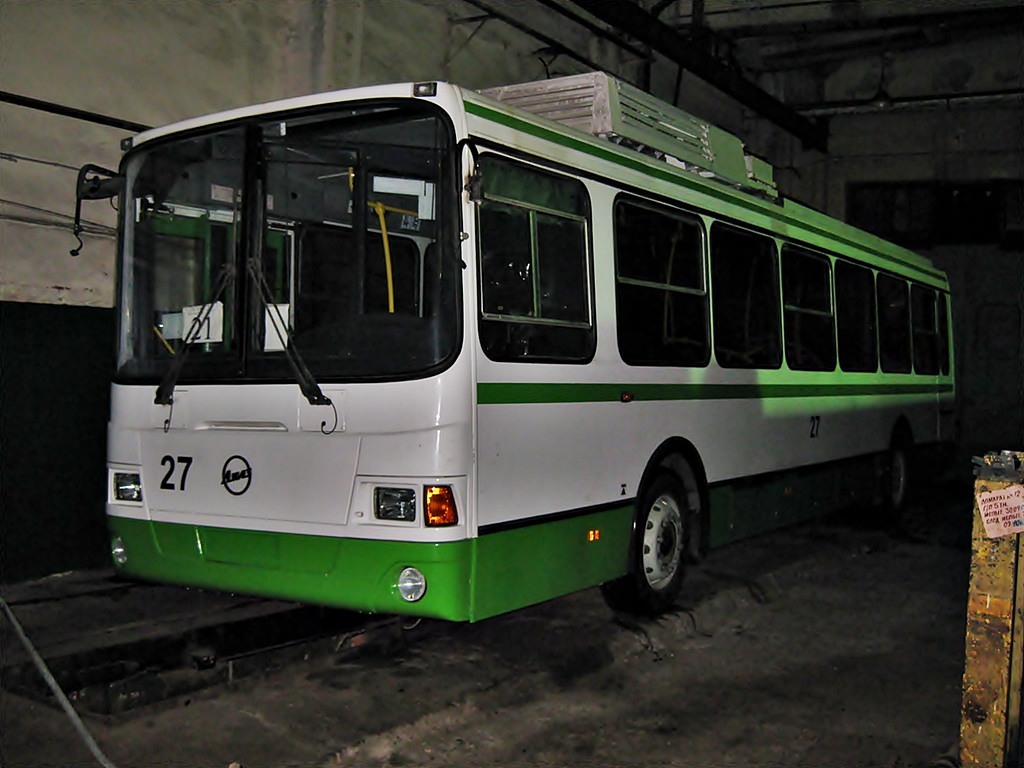 Рыбинск, ЛиАЗ-5280 № 27