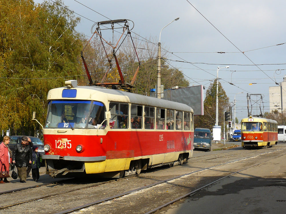 Dnipro, Tatra T3SU # 1295; Dnipro, Tatra T3SU # 1335