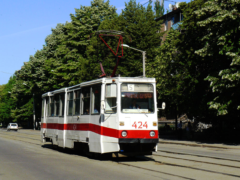 Kryvyj Rihas, 71-605 (KTM-5M3) nr. 424