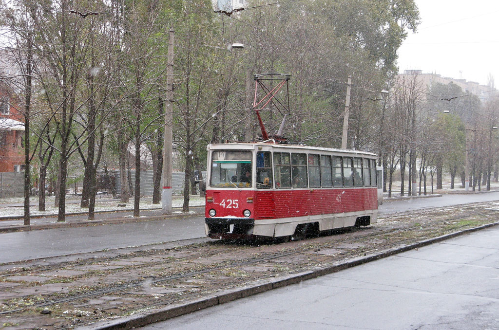 Кривой Рог, 71-605 (КТМ-5М3) № 425