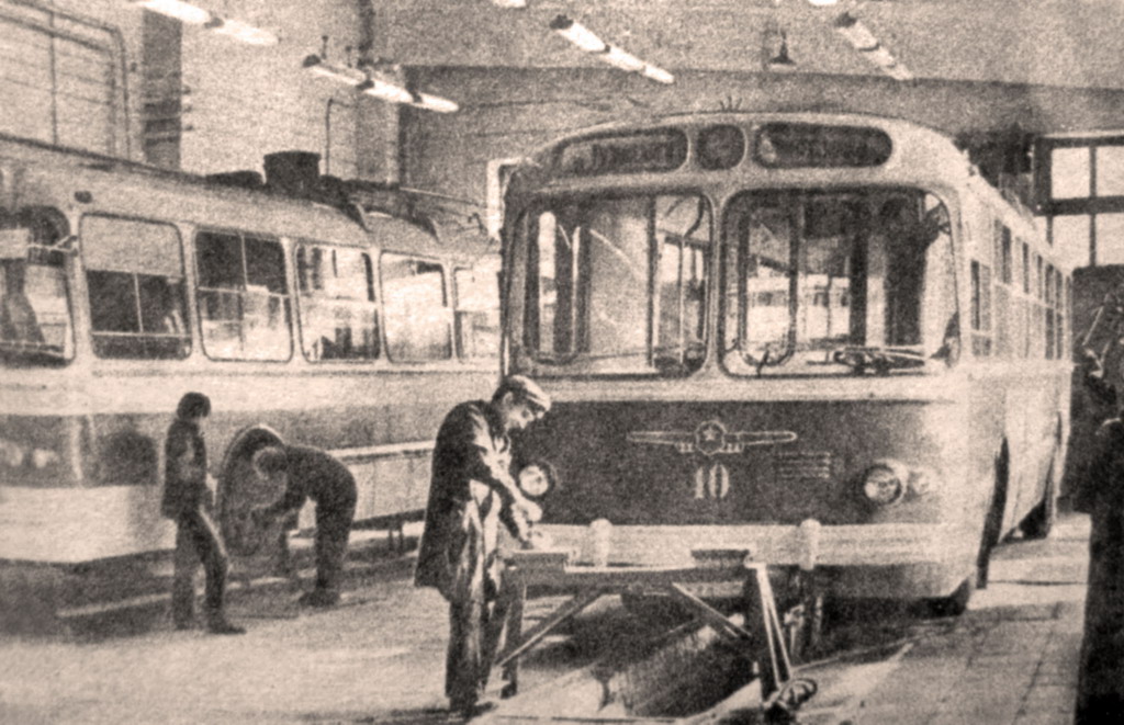 Tšeboksarõ, ZiU-5 № 10; Tšeboksarõ — Old photos Tšeboksarõ, ZiU-5 № 10; Tšeboksarõ — Old photos