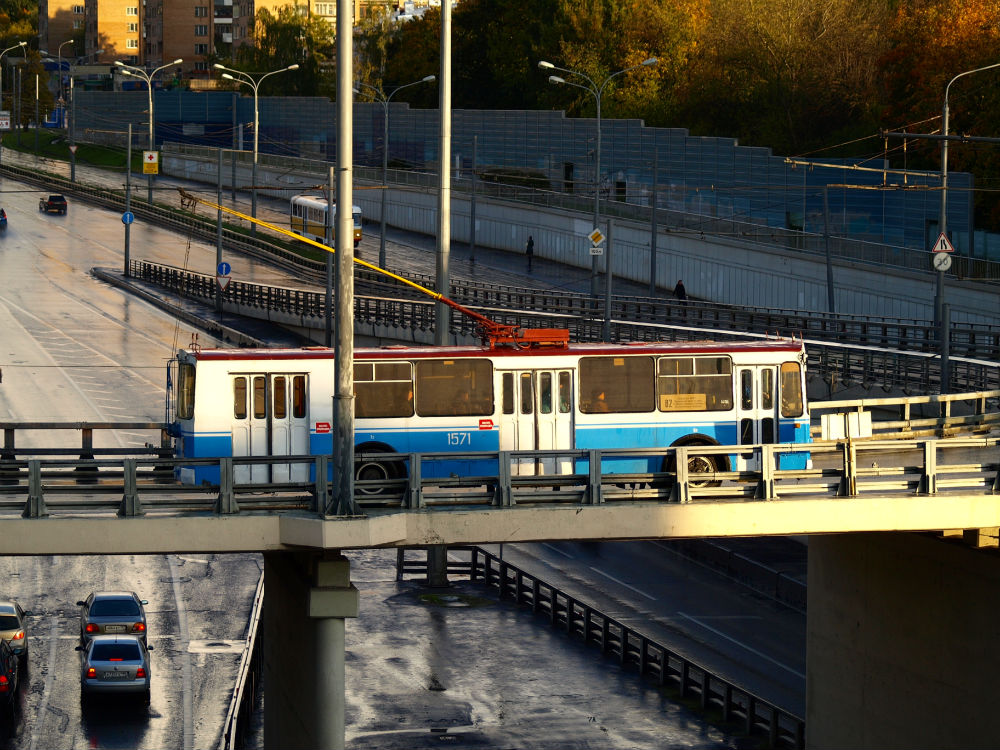 Москва, ЗиУ-682Г-016  [Г0М] № 1571