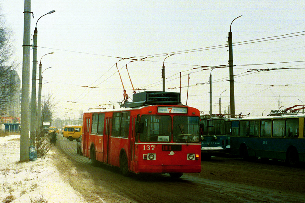 Тверь, ЗиУ-682Г10 № 137; Тверь — Тверской троллейбус в начале 2000-х гг. (2002 — 2006 гг.)