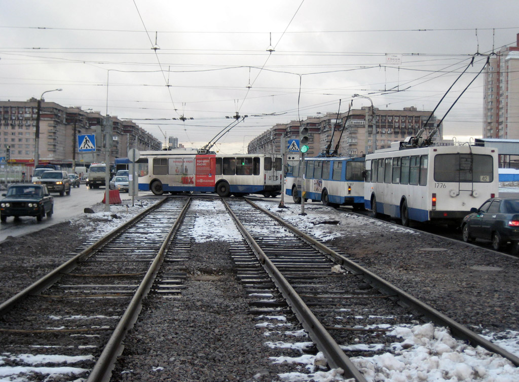 Saint-Petersburg — Track repairs