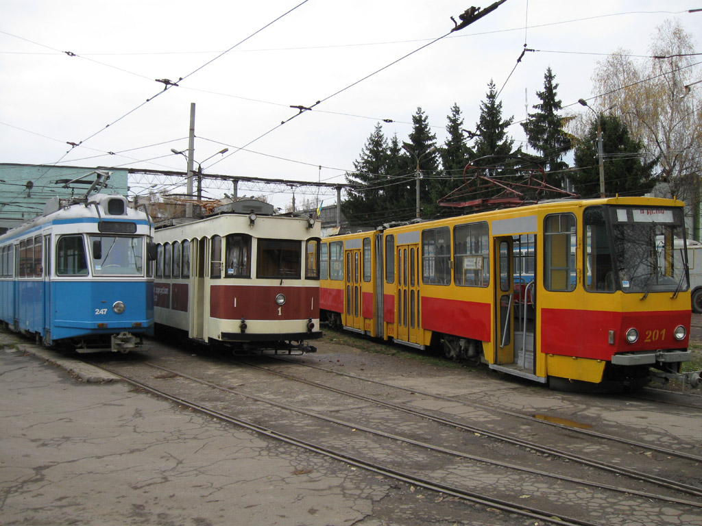 Винница, Tatra KT4SU № 201; Винница, Двухосный моторный вагон № 1; Винница, SWS/MFO Be 4/4 "Karpfen" № 247