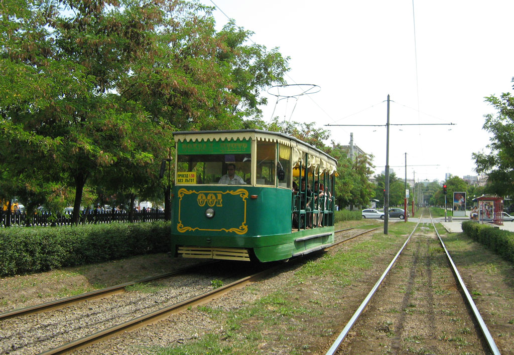 Днепр, Двухосный моторный вагон № 001