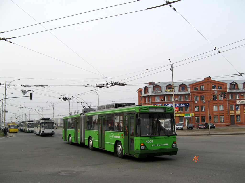 Киев, Киев-12.03 № 4038