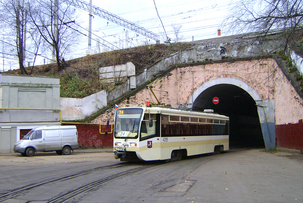 Москва, 71-619А № 4299