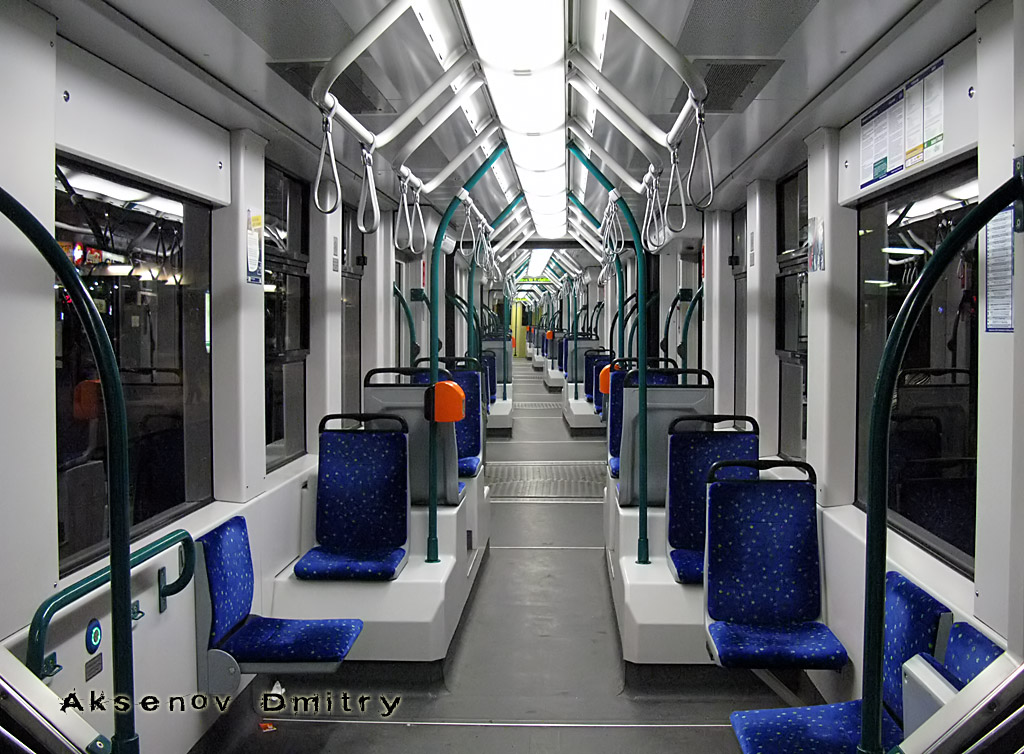 Будапешт, Siemens Combino Supra NF12B № 2002