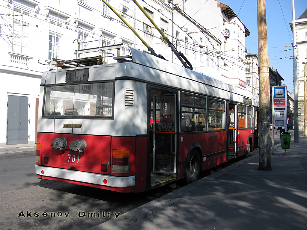 Будапешт, Ikarus 412.81 № 701