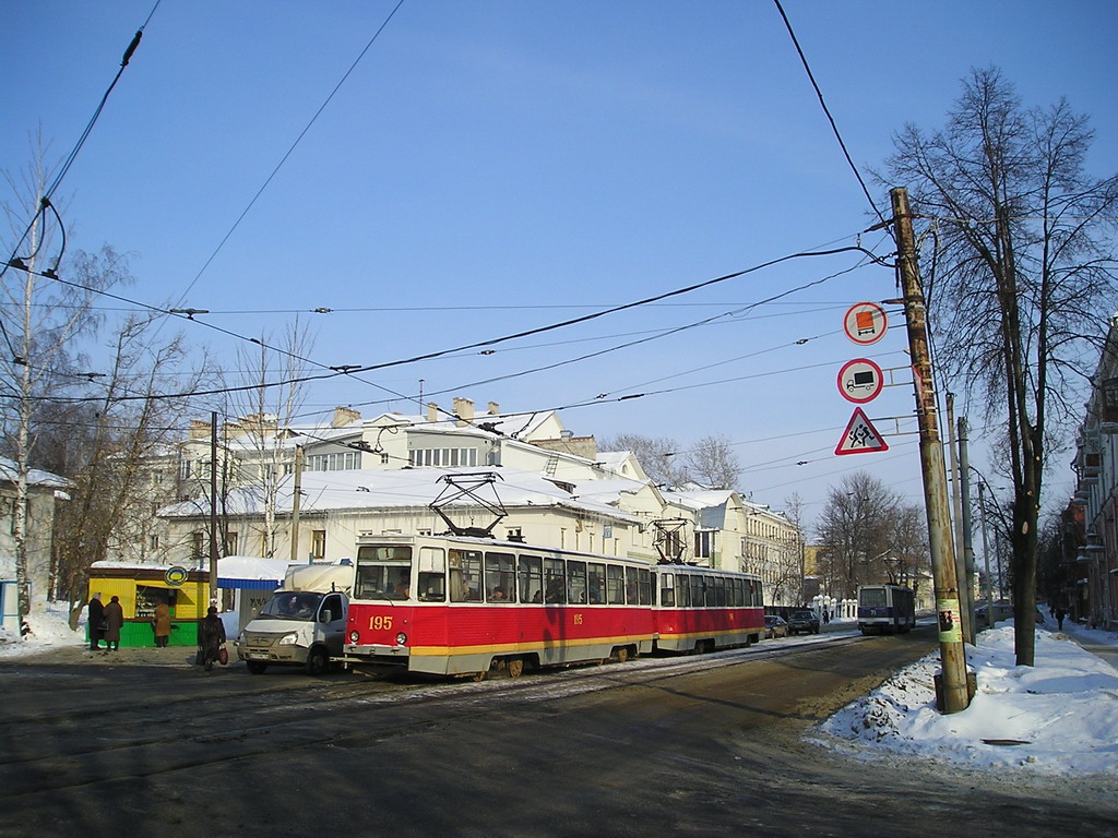 Yaroslavl, 71-605 (KTM-5M3) č. 195