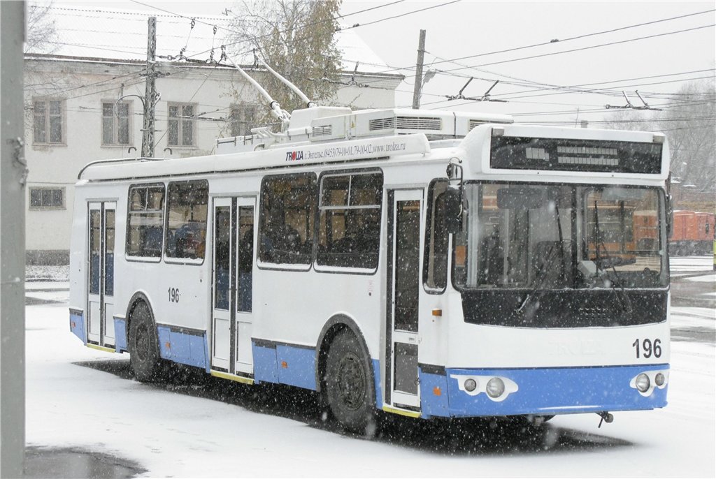 Владимир, ЗиУ-682Г-016.04 № 196