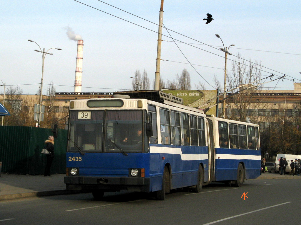 Kyiv, YMZ T1 # 2435