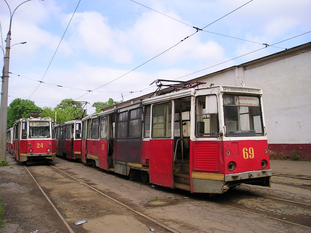 Ярославль, 71-605 (КТМ-5М3) № 24; Ярославль, 71-605 (КТМ-5М3) № 69